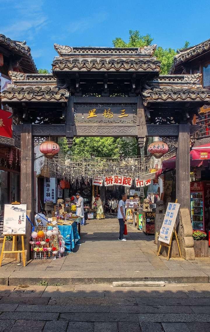 曝光5大腰部按摩器骗局:避坑无效智商税!